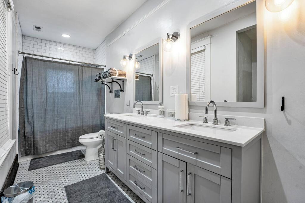 ממפיס Exquisite Two-Story Home Located In Midtown מראה חיצוני תמונה