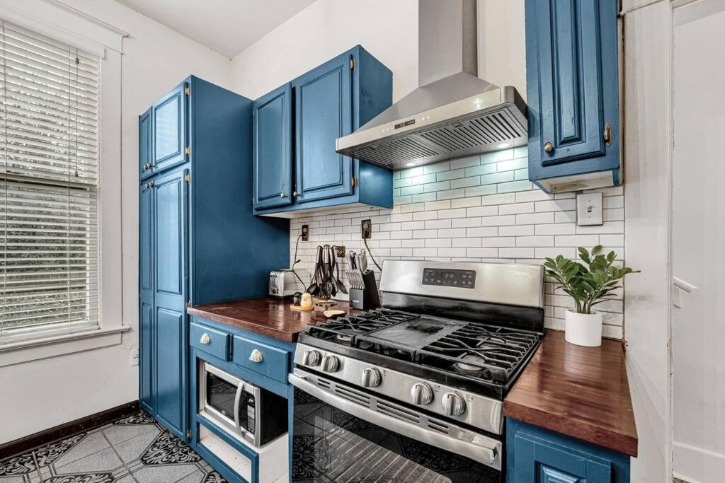 ממפיס Exquisite Two-Story Home Located In Midtown מראה חיצוני תמונה