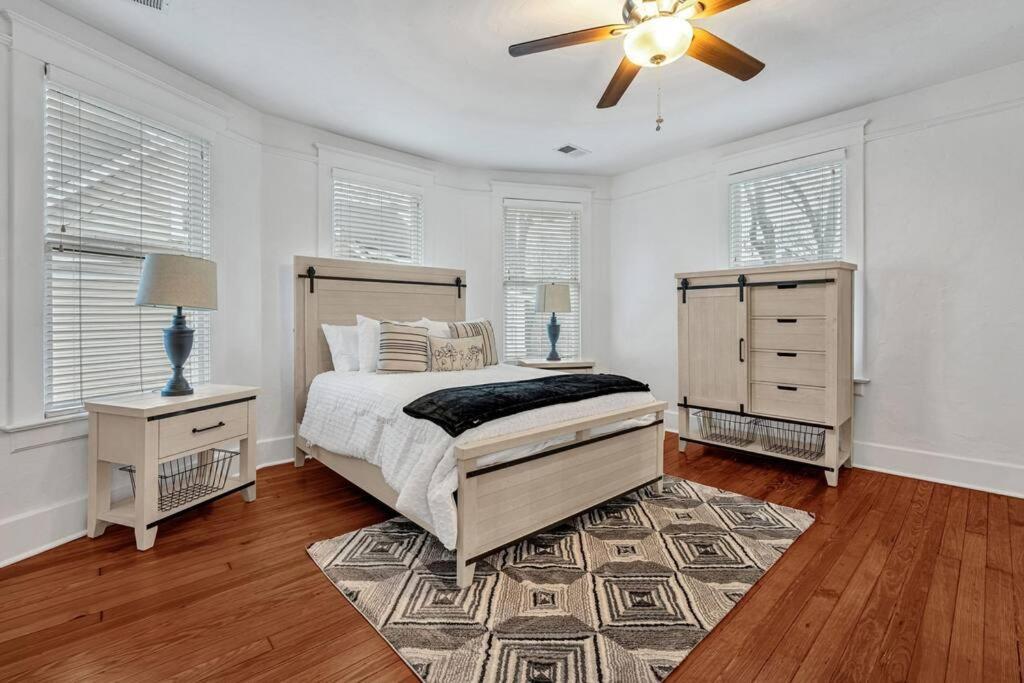 ממפיס Exquisite Two-Story Home Located In Midtown מראה חיצוני תמונה